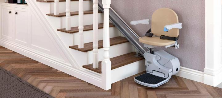 Installation élévateurs PMR Jazeneuil