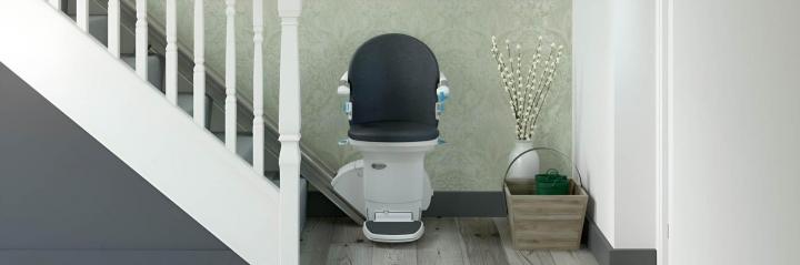 Pose monte-escaliers sur mesure  Jazeneuil