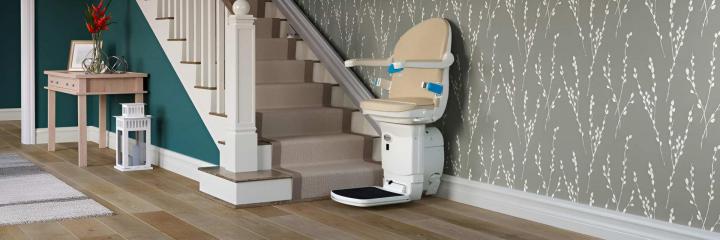 Installation Pose monte-escaliers sur mesure Jazeneuil