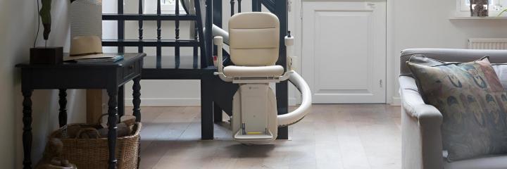 Pose élévateurs PMR Jazeneuil